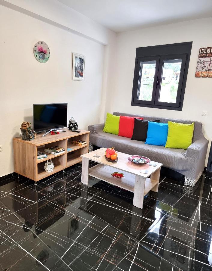 Istron Corner Apartments Luaran gambar